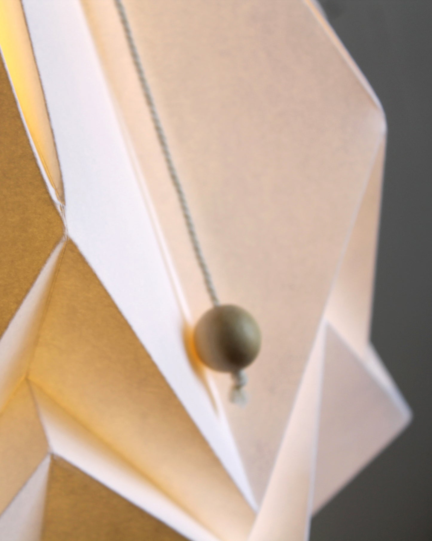 Suspension Origami Couleur Uni en Papier - Taille L