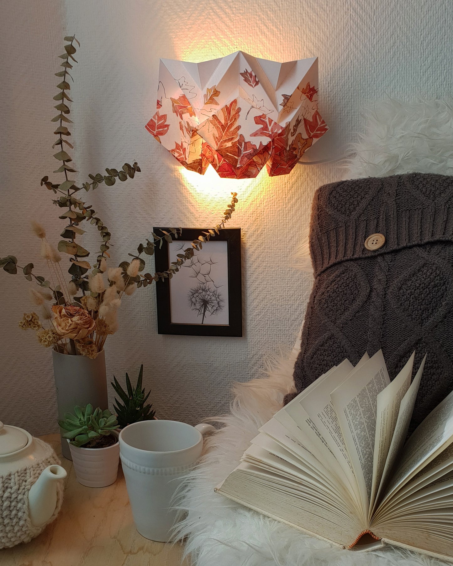 Origami Wall Sconce in Paper - Autumn