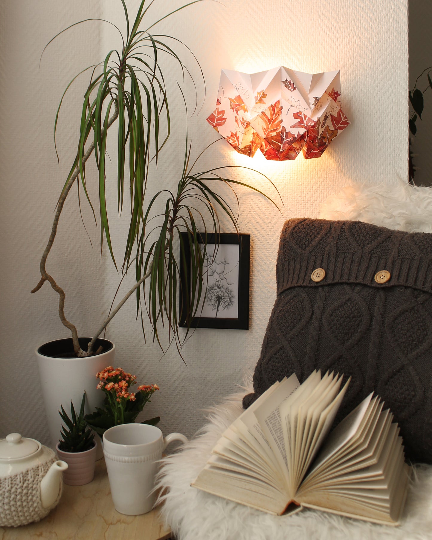 Origami Wall Sconce in Paper - Autumn