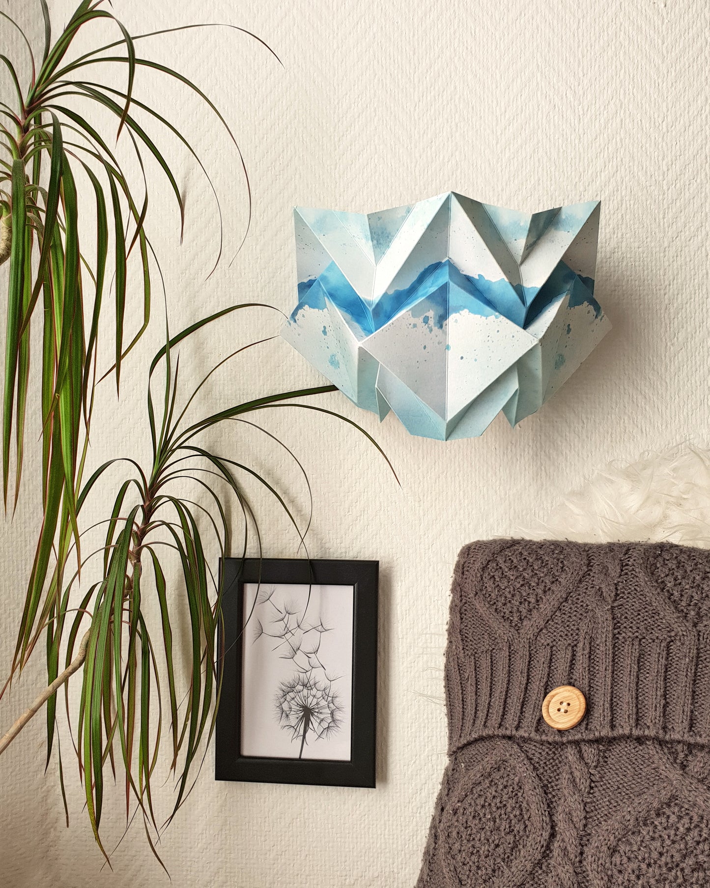 Origami Wall Sconce in Paper - Summer