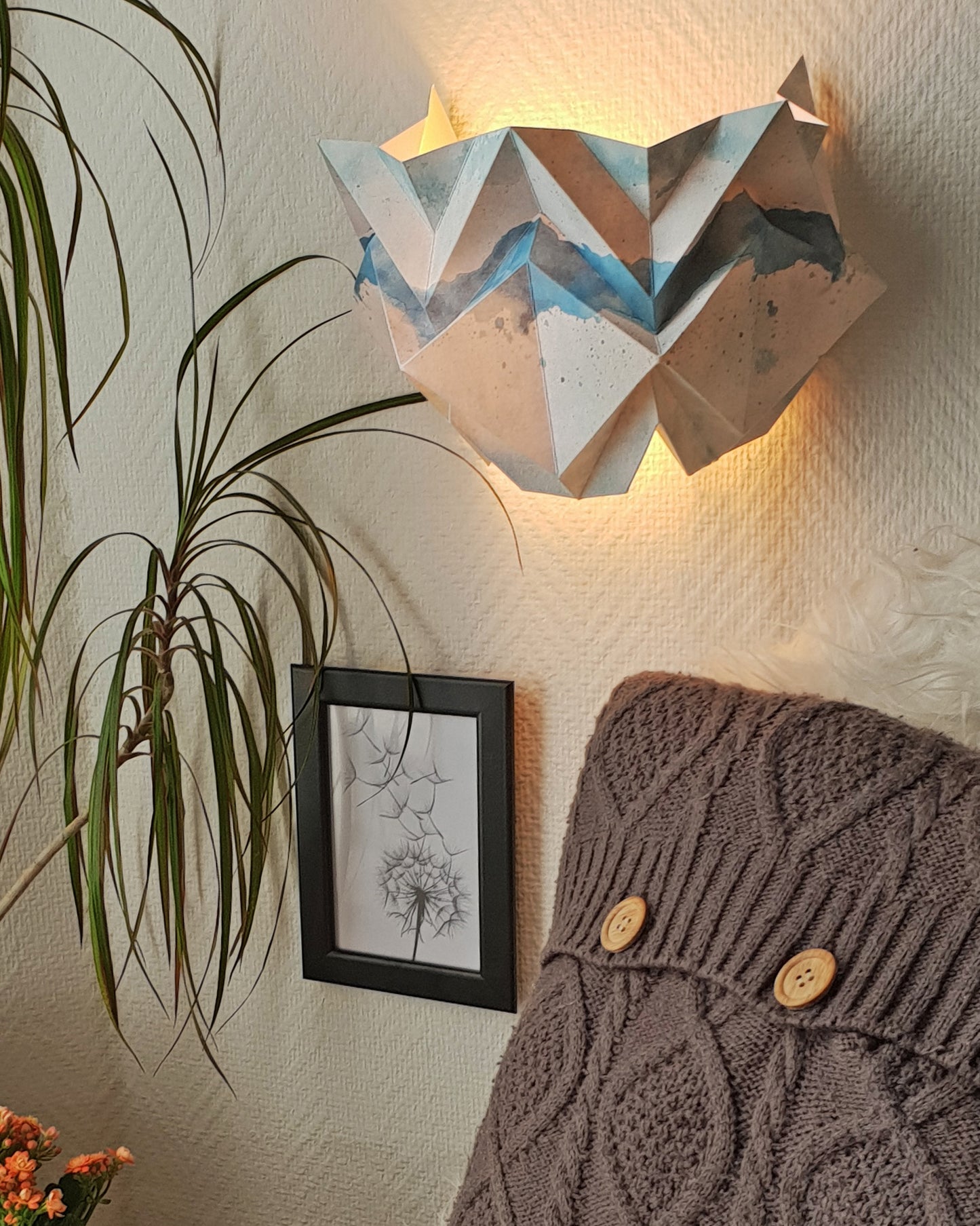 Origami Wall Sconce in Paper - Summer