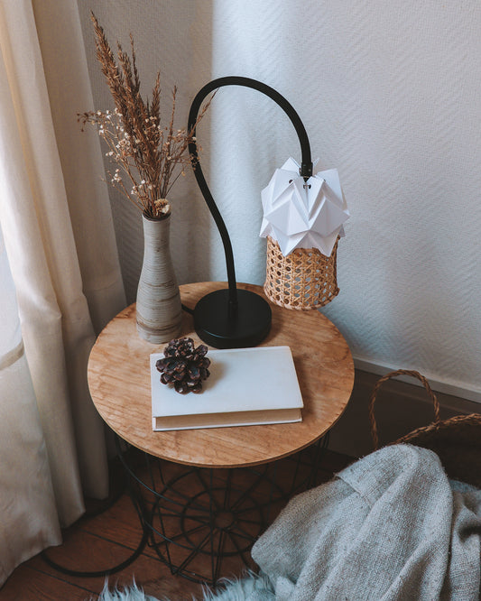 Table Lamp KIKYO with flexible cable and small lampshade ORI in paper and rattan