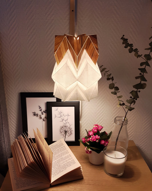 Petite suspension Origami Design en Papier et Ecowood