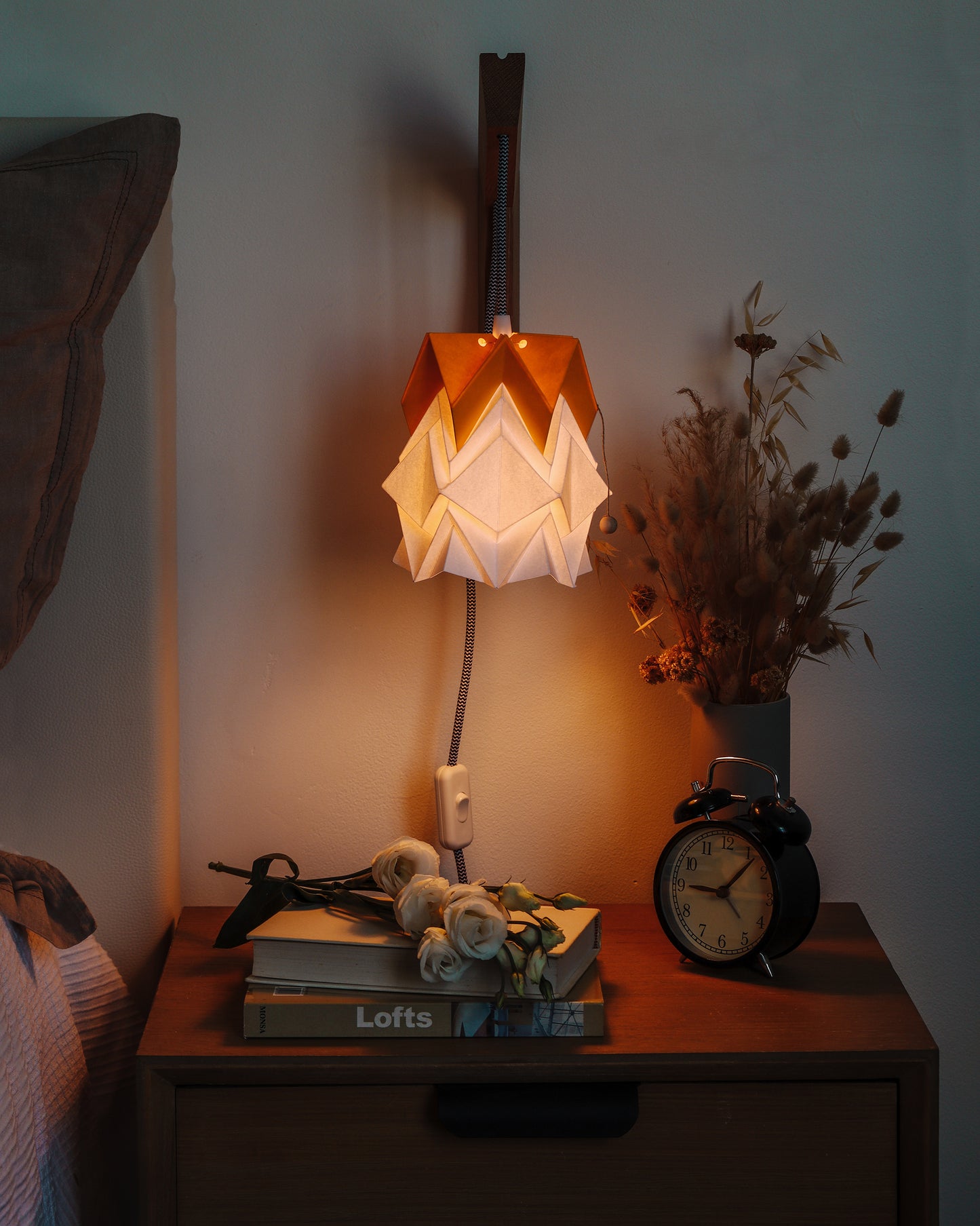 Applique murale en bois et petite suspension Origami Bicolore en Papier