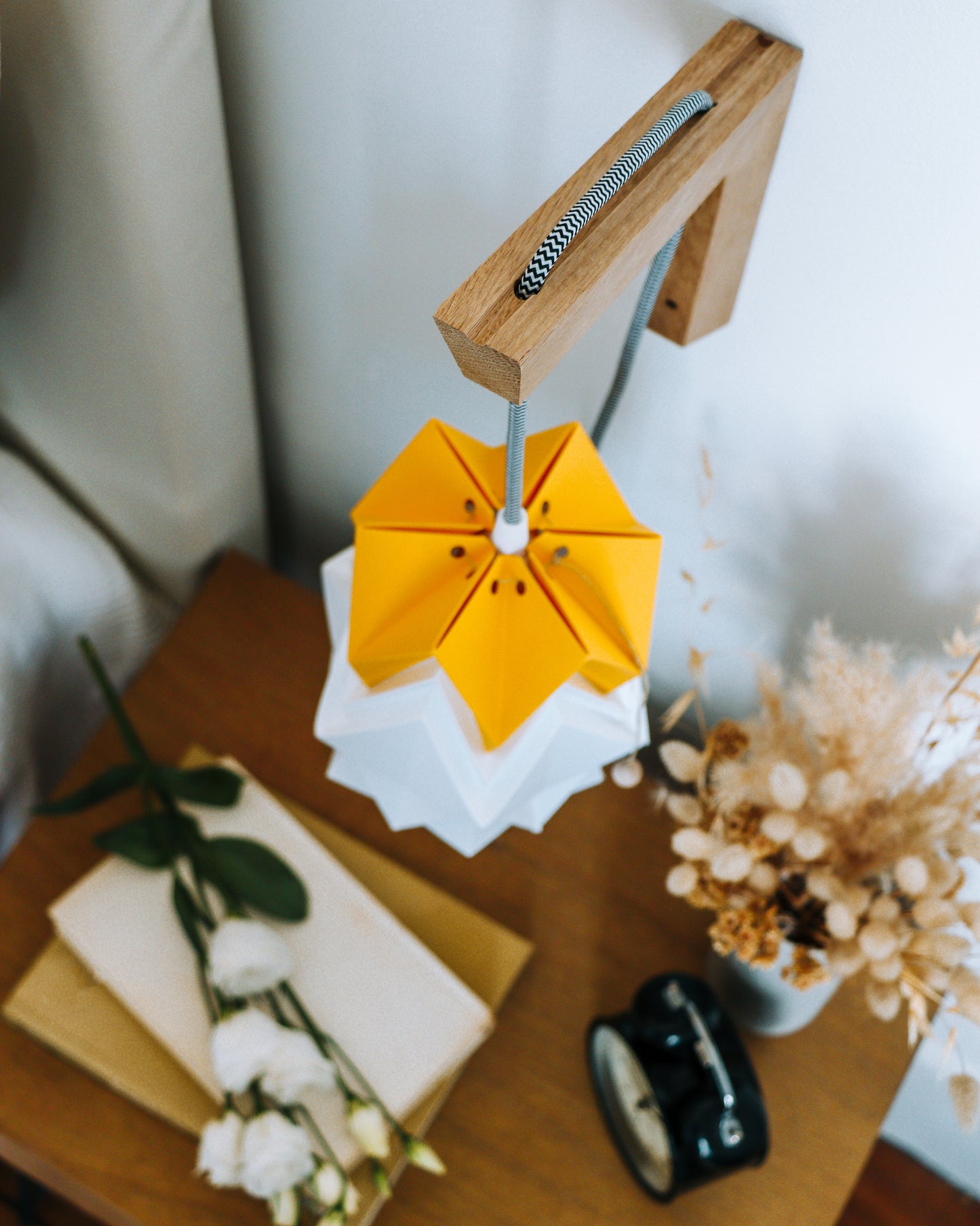 Applique murale en bois et petite suspension Origami Bicolore en Papier