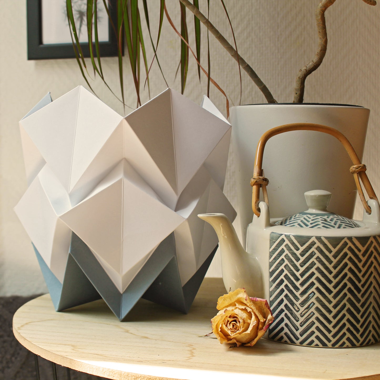 Lampe de Table Origami Bicolore en Papier - taille S