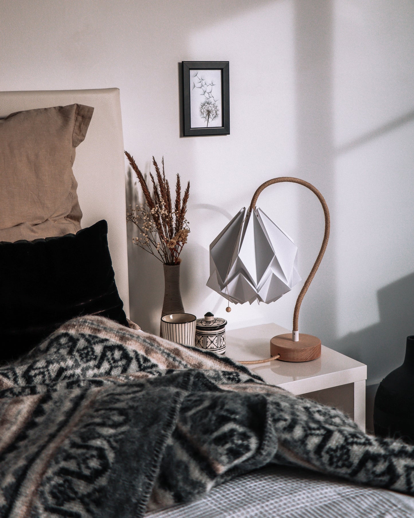 Lampe de Table Kikyo avec pied flexible et abat-jour en papier