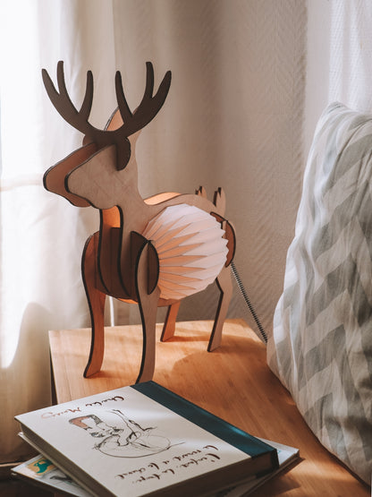 Lampe de table Cerf pour chambre d'enfant