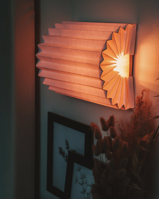 Applique Murale Origami – Luminaire en Papier, Fait Main