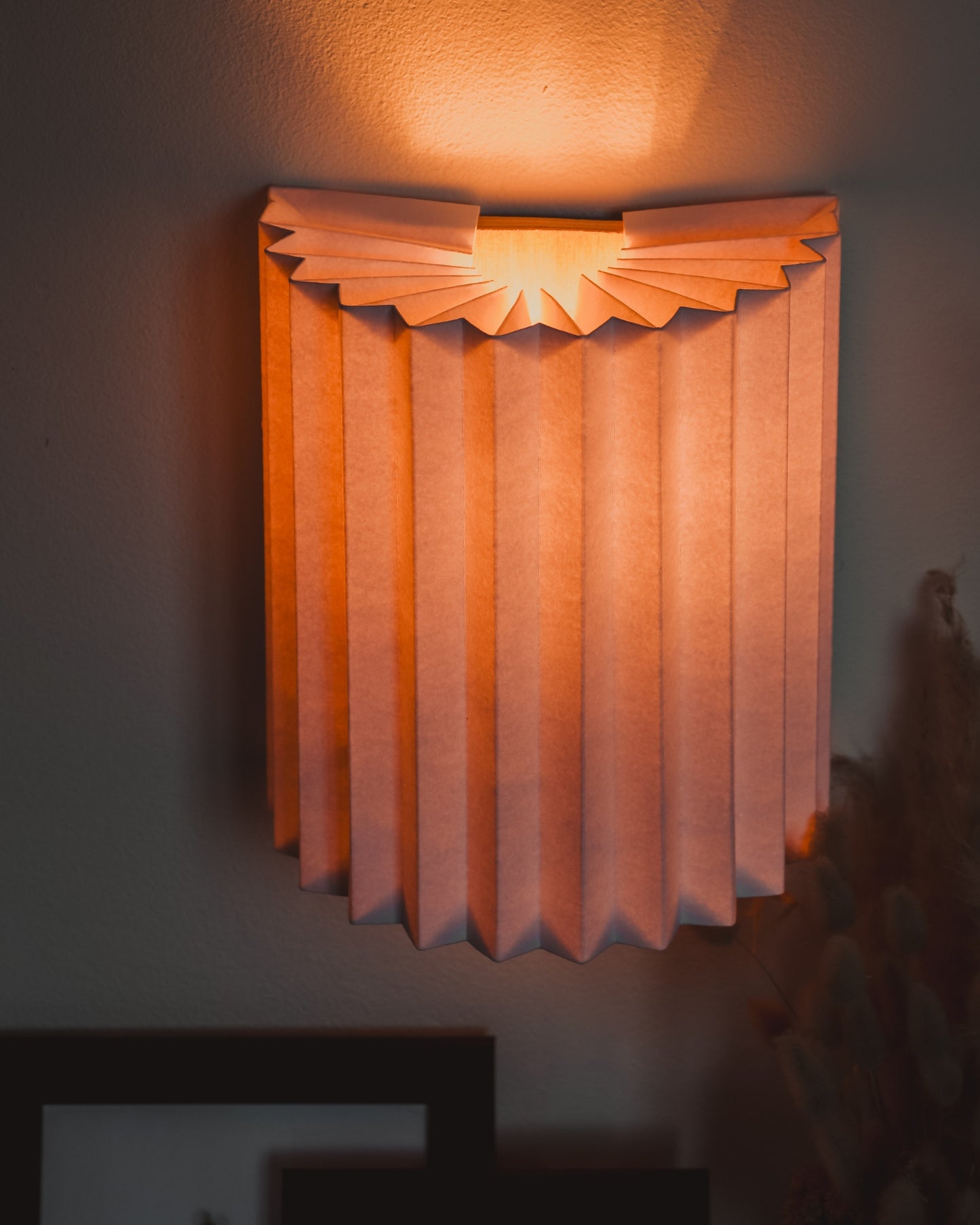 Applique Murale Origami – Luminaire en Papier, Fait Main