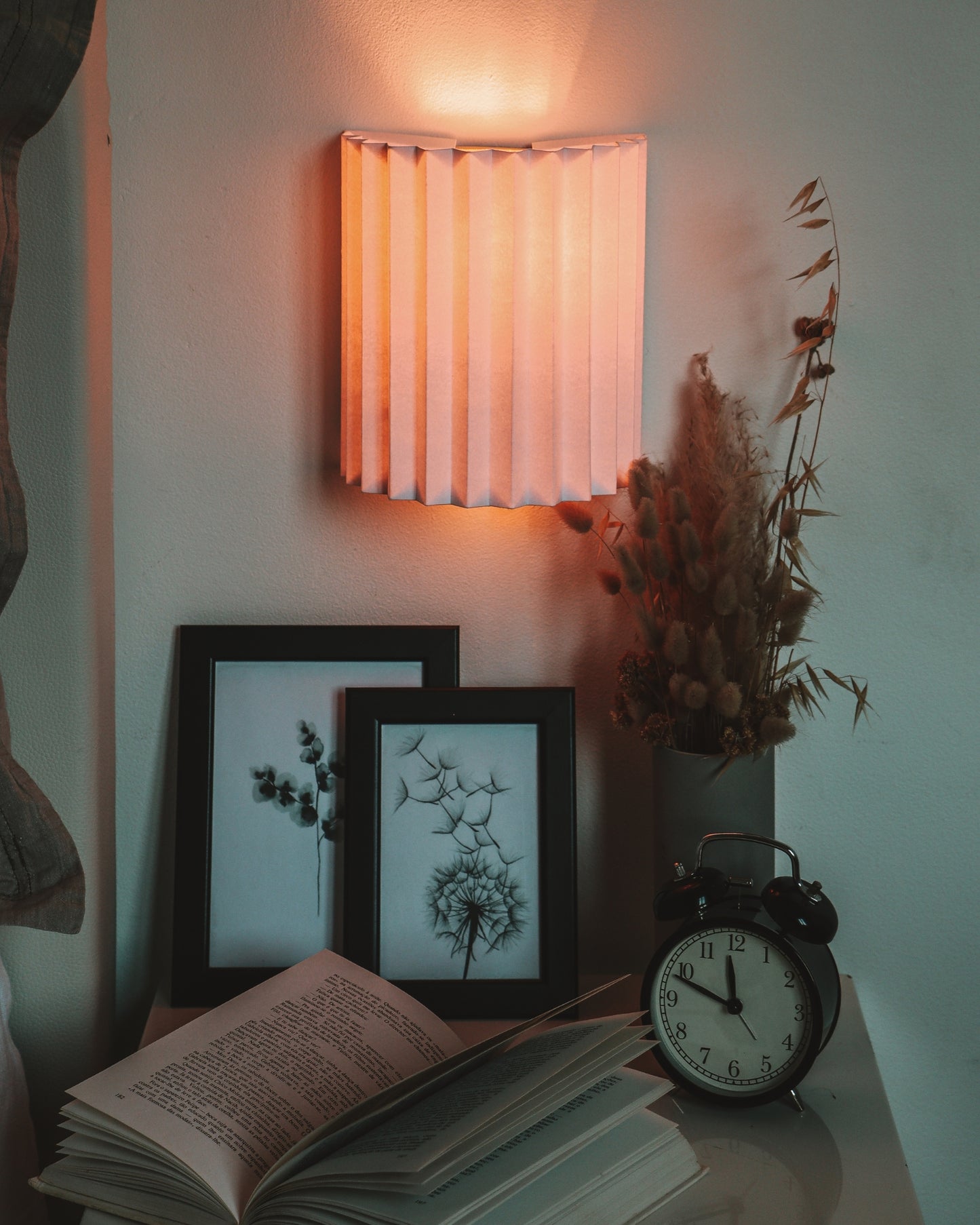 Applique Murale Origami – Luminaire en Papier, Fait Main