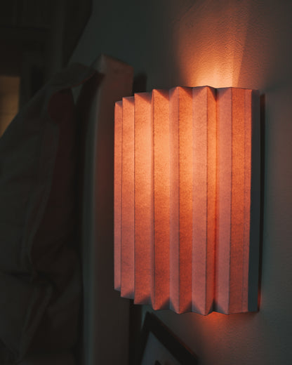 Applique Murale Origami – Luminaire en Papier, Fait Main