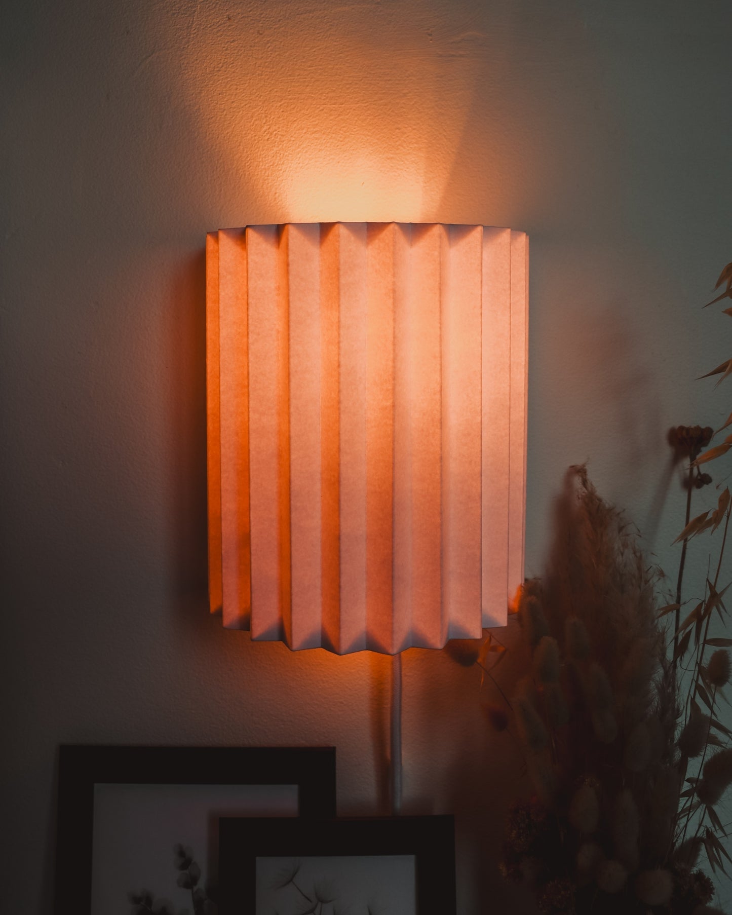 Applique Murale Origami – Luminaire en Papier, Fait Main