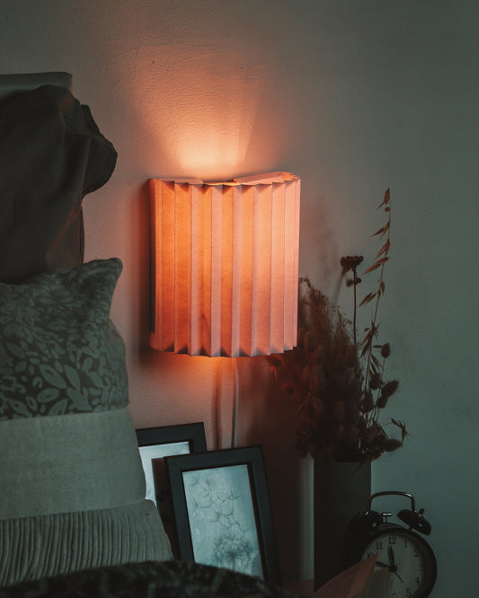 Applique Murale Origami – Luminaire en Papier, Fait Main