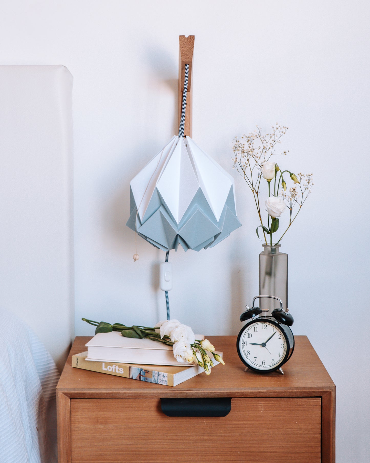 Applique murale en bois et suspension Origami Bicolore Design en Papier