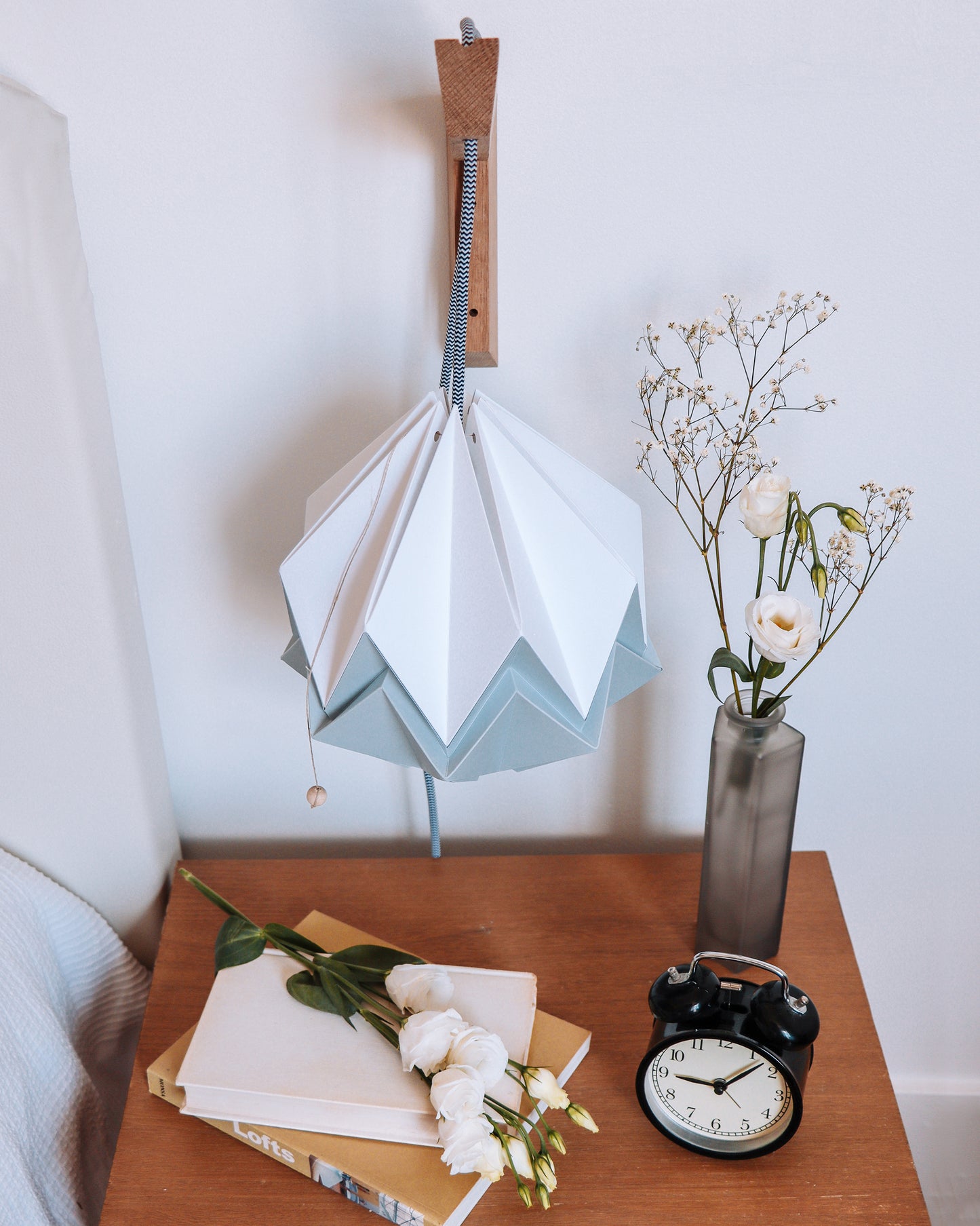 Applique murale en bois et suspension Origami Bicolore Design en Papier