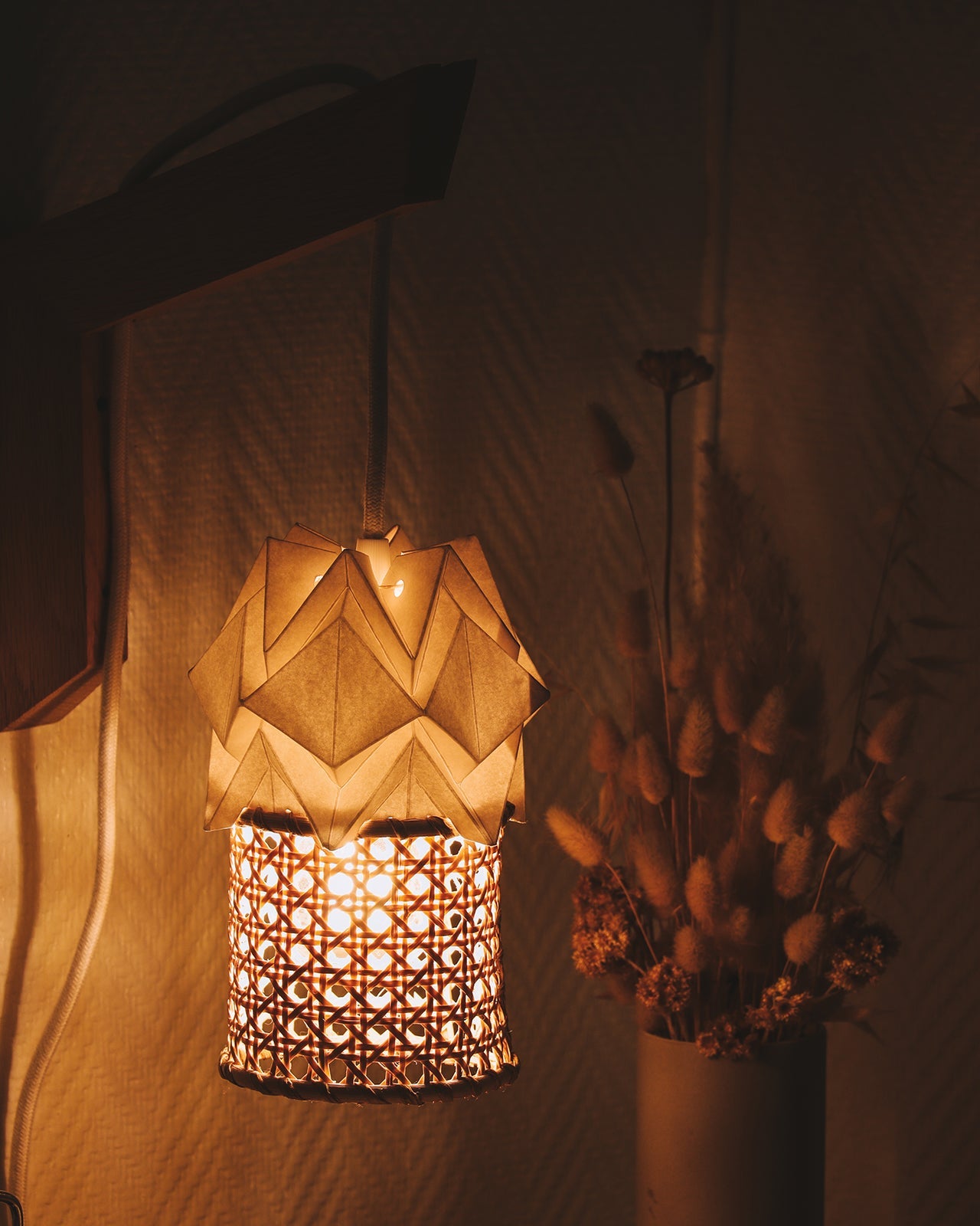 Wooden wall light and small pendant light in Paper and Rattan Canework