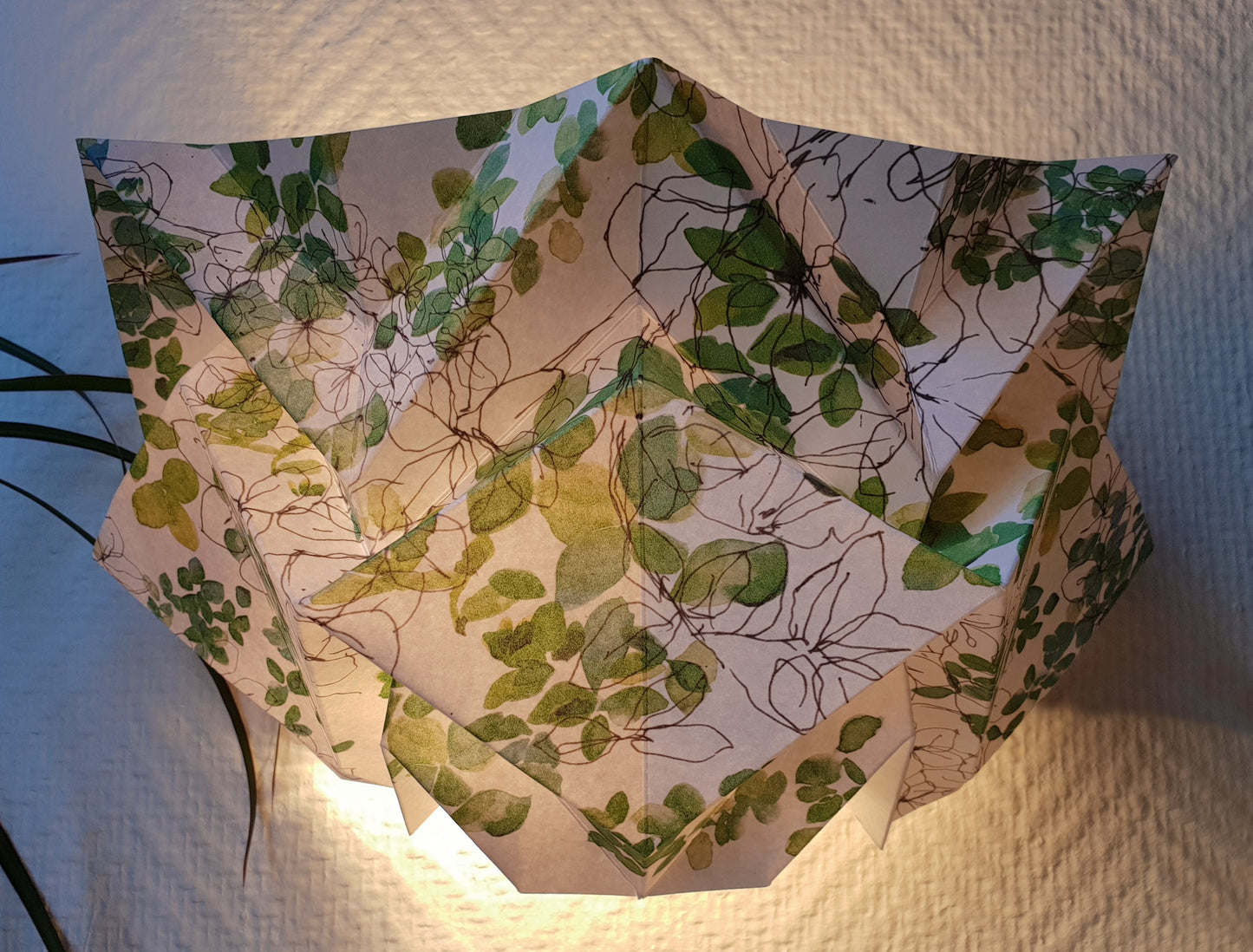 Origami Wall Sconce in Paper - Spring